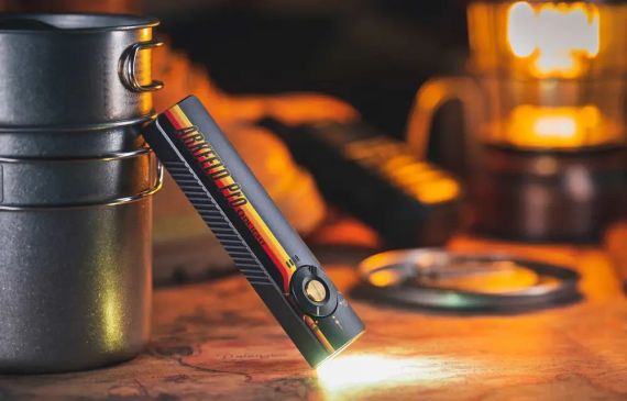 Ліхтар Olight Arkfeld Pro Class 3R CW Racing Stripes | Зображення 7