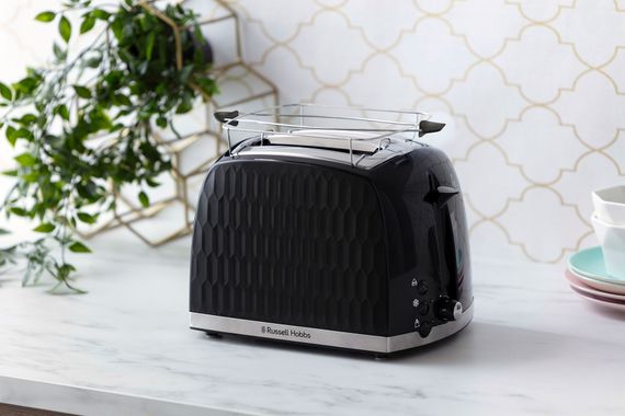 Тостер Russell Hobbs 26061-56 Honeycomb Black, 850 Вт, 2 слота, 6 настр. степени поджарки, черный (26061-56) | Зображення 1