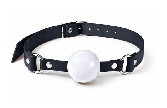 Кляп силіконовий Feral Feelings Silicon Ball Gag Black/White, чорний ремінець, біла кулька Sex Aura