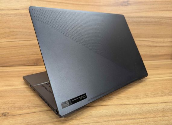 Игровой ноутбук Asus ROG Zephyrus GA503Q / 15.6" (2560x1440) IPS / AMD Ryzen 9 5900HS (8 (16) ядер по 3.0 - 4.6 GHz) / 24 GB DDR4 / 1000 GB SSD / nVidia GeForce RTX 3070, 8 GB GDDR6, 256-bit / Windows 11 б/у + Подарок Беспроводная мышь / USB | Зображення 8
