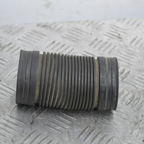 Патрубок повітряного фільтра Opel Astra G 1.2 16V повітряний патрубок Опель Астра Джі 90531345