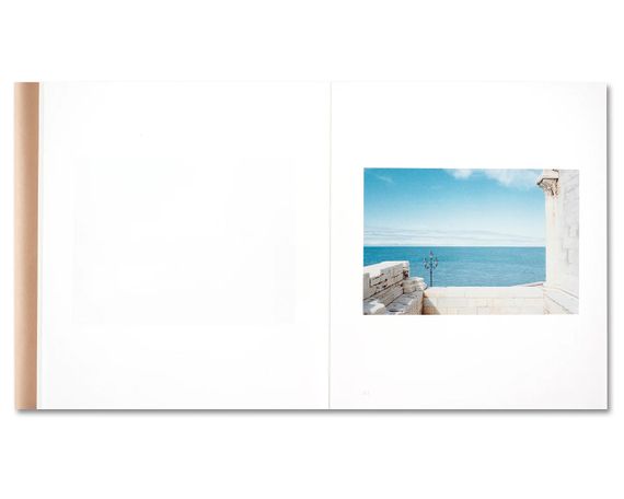 Книга альбом известных фотографов про Италию Luigi Ghirri: Puglia книги про уличную фотографию Луиджи Гирри | Зображення 3