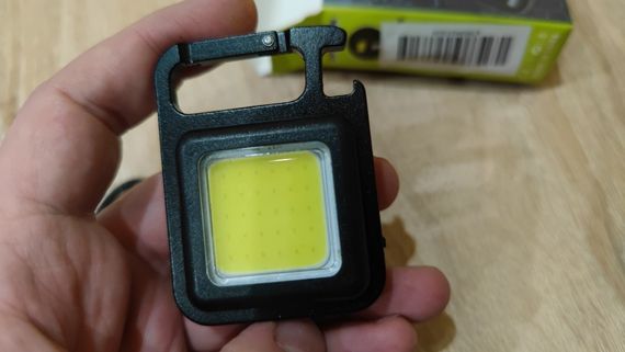Многофункциональный мощный аккумуляторный фонарик LED Mini X80. Фонарик брелок, магнит, карабин, открывашка | Зображення 7