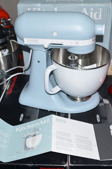 Миксер планетарный KitchenAid KSM180RPMB Artisan Limited Edition, ГОЛУБОЙ ТУМАН | Зображення 9