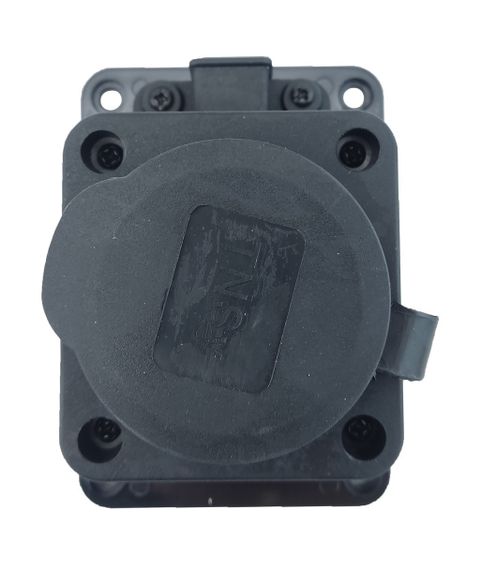 Розетка каучуковая с заземлением и защитной крышкой RUBBER IP44 Ny95000075 | Зображення 2