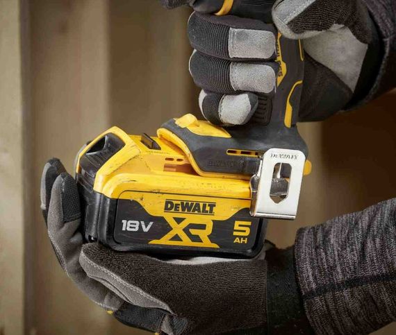 Дриль-шуруповерт DeWALT акумуляторний безщітковий ударний з АКБ та ЗП DCD799P2T | Зображення 2