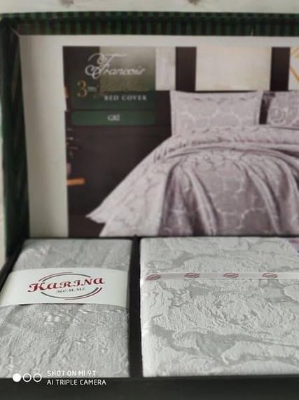 Покривало (250х260см) з наволочками (50х70см) Karina Francios gri Жаккард з оксамитовим набивкою