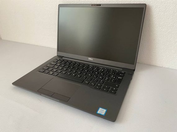 Ультрабук Dell Latitude 7400 / 14" (1920x1080) IPS / Intel Core i5-8265U (4 (8) ядра по 1.6 - 3.9 GHz) / 8 GB DDR4 / 128 GB SSD M.2 / Intel UHD Graphics 620 / WebCam б/у | Зображення 3