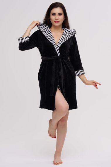 Жіночий велюровий халат Nusa 0527 з капюшоном короткий, чорний S | Зображення 1