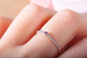 Кольцо из родированого серебра с аметистом 18