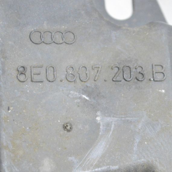 Кронштейн переднього бампера зовнішній лівий Audi A4 B7 2004-2008 кріплення під фарою Ауді а4 б7 8E0807203B | Зображення 2