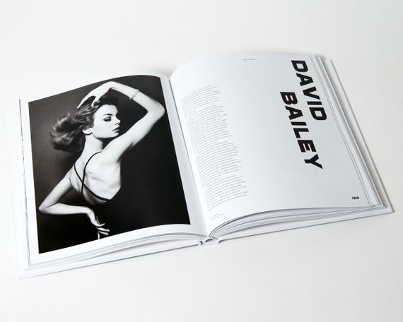 Книга про модну світлину з ілюстраціями Fashion Photography: The Story in 180 Pictures. Eugénie Shinkle | Зображення 2