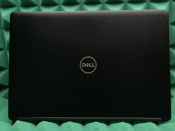 Ноутбук Б-клас Dell Latitude 5490 / 14" (1366x768) TN / Intel Core i5-7300U (2 (4) ядра по 2.6 - 3.5 GHz) / 4 GB DDR4 / 128 GB SSD / Intel HD Graphics 620 / WebCam / USB 3.1 / HDMI / Windows 10 б/в | Зображення 4