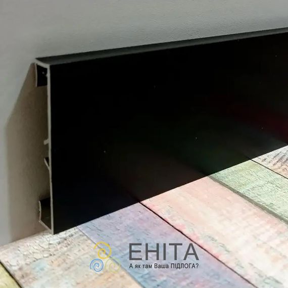 Накладной плинтус DEAL 1/80 Черный