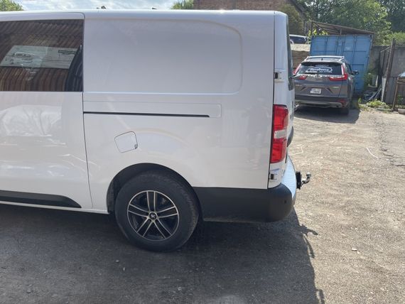 Накладка на задній бампер OmsaLine (нерж) Коротка/Середня бази для Citroen Jumpy/Dispatch 2017-2024 рр | Зображення 8