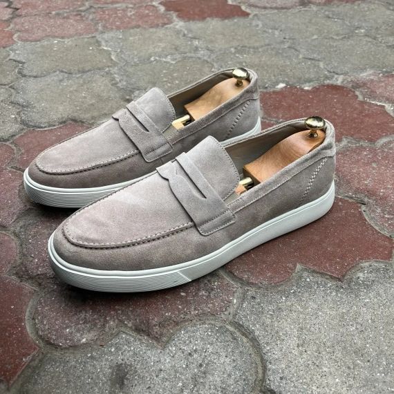 Мужские замшевые лоферы бежевого цвета 43 размера | Зображення 5