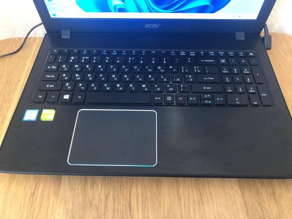 Ноутбук Acer Aspire E5-576G 15.6 Full HD/i5-8250U/MX150/8/256GB Б/В | Зображення 2