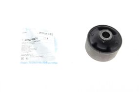 Сайлентблок ричага переднього снизу сзади Kia Sportage 10-15 ADG080276