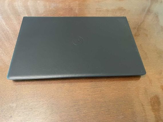 Ультрабук Dell Vostro 3520 / 15.6" (1920x1080) IPS / Intel Core i5-1235U (10 (12) ядер по 3.3 - 4.4 GHz) / 16 GB DDR4 / 512 GB SSD / Intel Iris Xe Graphics / WebCam б/у | Зображення 6