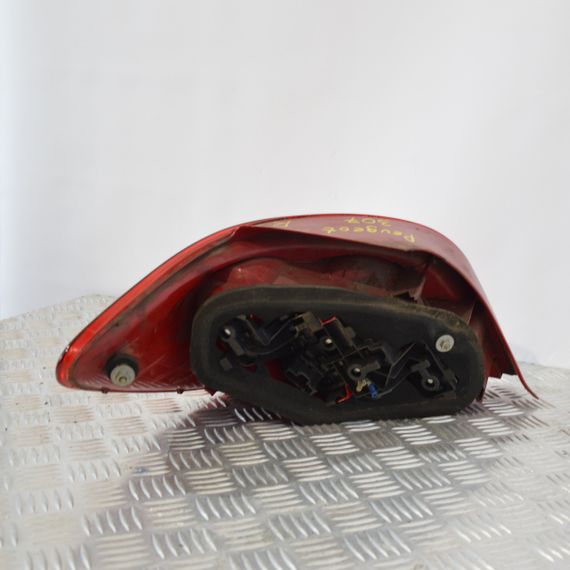 Ліхтар задній правий Peugeot 307 2006-2008 рестайлінг Фара стоп задня права Пежо 307 557674B | Зображення 2