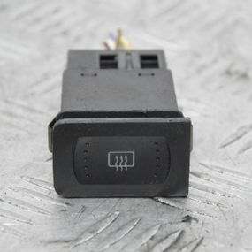 Кнопка обігріву заднього скла Volkswagen Golf Bora Кнопка підігріву заднього скла Фольксваген 1J0959621C