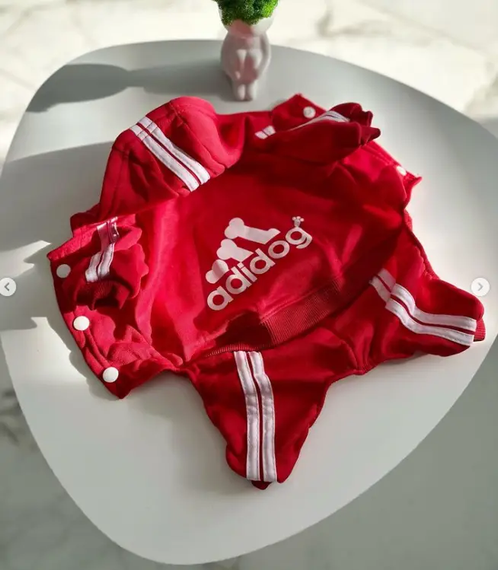 Костюм спортивний для собак Adidog червоний XXL | Зображення 1
