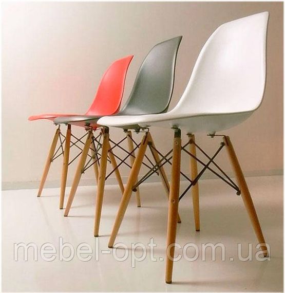 Стул Eames DSW золотистый пластик, дизайн Charles & Ray Eames | Зображення 4