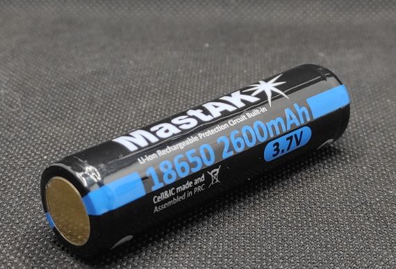 Аккумулятор Li-ion MastAK 18650 3.6v 2600mAh с защитой  (1шт) | Зображення 1
