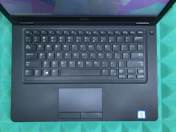 Ноутбук Dell Latitude 5490 / 14"/Core i5-7300U (2 (4) ядра по 2.6 - 3.5 GHz) / 8 GB DDR4 / 250 GB SSD /HD Graphics 620 /WebCam /Win 10 б/в | Зображення 6