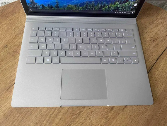 Ноутбук Microsoft Surf 13.5"3000x2000/IPS/Touch/i5 6300U/8/SSD256/Nvidia-1Gb | Зображення 3