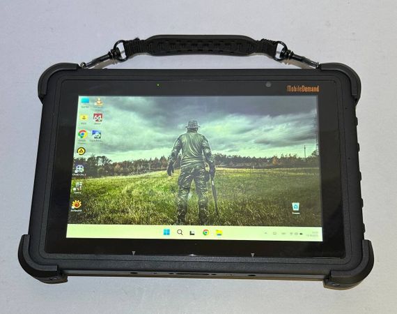 Защищенный планшет MobileDemand XTablet T1180 / 10.1" (1920x1200) IPS Touch / Intel Core i5-8200Y (2 (4) ядра по 1.3 - 3.9 GHz) / 8 GB DDR3 / 256 GB SSD / Intel HD Graphics 620 / WebCam б/у | Зображення 1