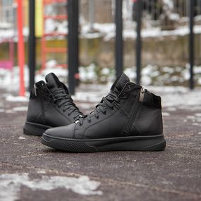 Ботинки на толстой подошве 42 43 размер