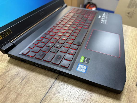 Ноутбук Acer Nitro 7 AN715 15.6" FHD IPS i7 9750H/8Gb/512Gb SSD/GTX 1650-4Gb | Зображення 3