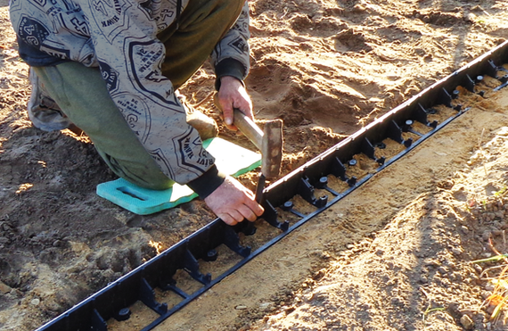 Кілок фіксувальний для бордюрів Bradas RIM-BORD 25 см 50 шт OBKT25/50 | Зображення 1