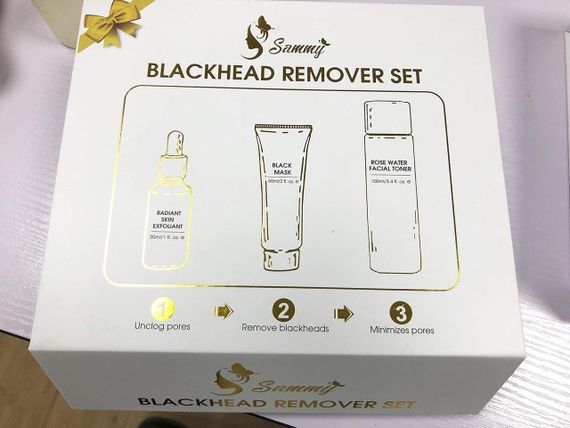 Засіб для видалення чорних цяток Sami Подарунковий набір, 1 скраб для сяйливої шкіри з 3% BHA, 1 рожева вода | Зображення 1