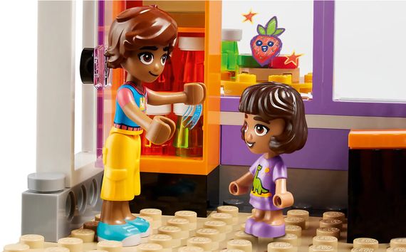 Конструктор LEGO Friends Хартлейк-Сіті. Громадська кухня (41747) | Зображення 3