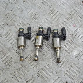 Форсунка 1.0 TSI Skoda Fabia Karoq Форсунка Шкода Фабия Карок 04E906036R