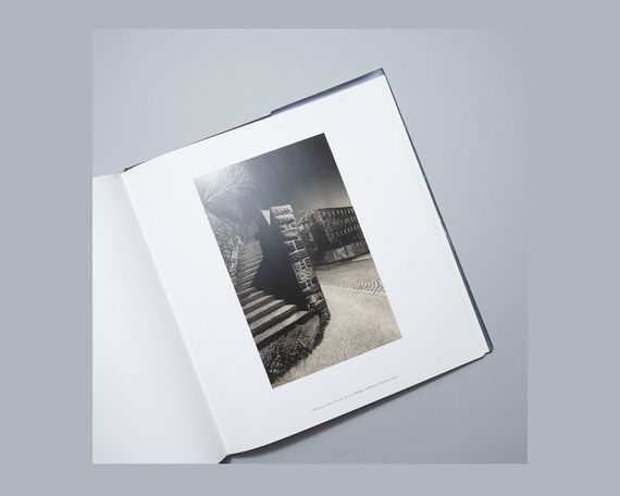 Книга Найкращі фотографи світу Майкл Кенна Michael Kenna "A Twenty Year Retrospective" Б/У книги з фотографії | Зображення 3