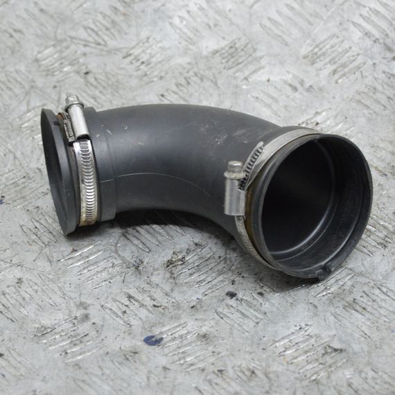 Патрубок повітряного фільтра 1.4 / 1.6 Opel Astra G H 1998-2014 Повітряний патрубок Опель Астра 24437915 | Зображення 1