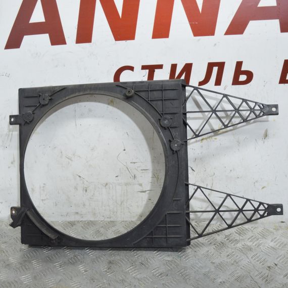 Дифузор вентилятора радіатора Volkswagen Polo 2001-2009 Корпус вентилятора Фольксваген 6Q0121207N | Зображення 1