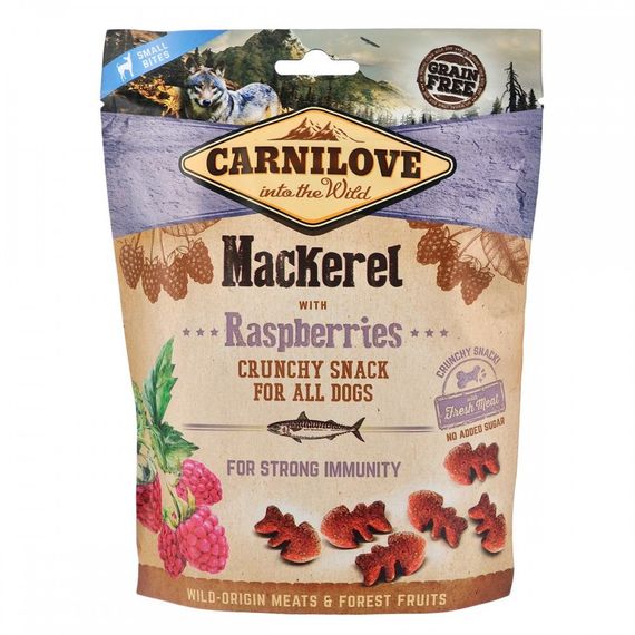 Лакомство для собак Carnilove Dog Crunchy Snack со скумбрией и малиной 200 гр
