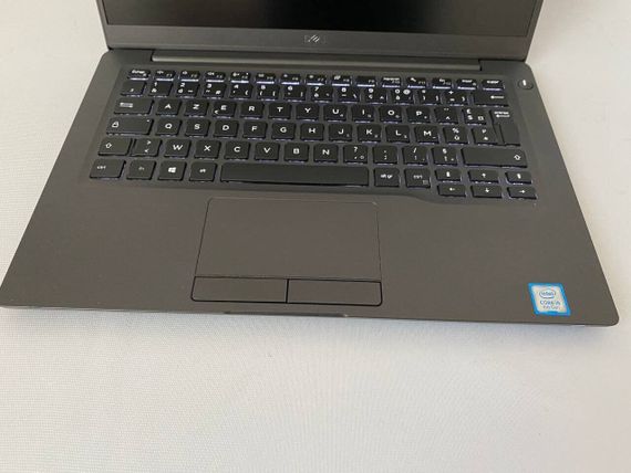Ультрабук Dell Latitude 7400 / 14" (1920x1080) IPS / Intel Core i5-8265U (4 (8) ядра по 1.6 - 3.9 GHz) / 8 GB DDR4 / 128 GB SSD M.2 / Intel UHD Graphics 620 / WebCam б/у | Зображення 4