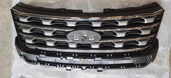 Решітка радіатора FORD EXPLORER, 16 - 18 (FB5Z 8200 AD)