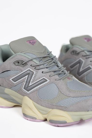 Жіночі кросівки New balance 9060 Grey/Violet | Зображення 4