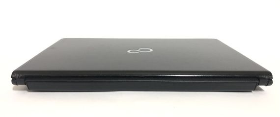Ультрабук Б-клас Fujitsu LifeBook / 13.3" IPS Touch / Core i5-6300U (2(4) ядра по 2.4-3 GHz) / 8GB DDR4 / 256GB SSD / HD Graphics 520 / WebCam / HDMI б/в | Зображення 6