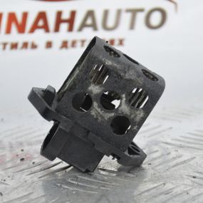 Резистор моторчика вентилятора Renault Grand Scenic II Laguna I Megane II реле Рено Сценік Лагуна 7700432632