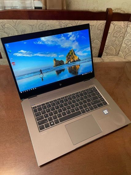 Мобильная рабочая станция HP ZBook 15 G5 / 15.6" (1920x1080) IPS / Intel Core i7-8750H (6 (12) ядер по 2.2 - 4.1 GHz) / 16 GB DDR4 / 256 GB SSD / nVidia Quadro P2000, 4 GB GDDR5, 128-bit / WebCam б/у | Зображення 1