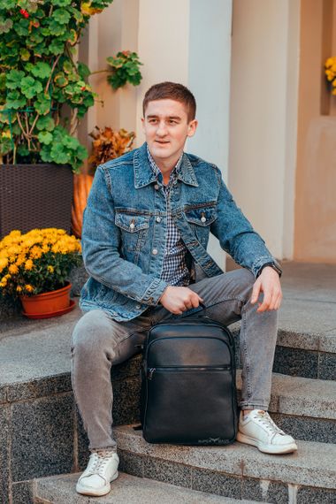 Чоловічий шкіряний рюкзак для поїздок і прогулянок чорний Tiding Bag B72-57357 | Зображення 8