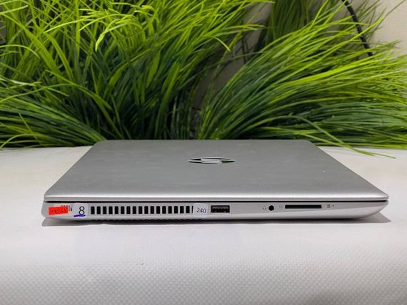 Ультрабук HP ProBook 440 G5 / 14" (1920x1080) IPS / Intel Core i3-8130U (2 (4) ядра по 2.2 - 3.4 GHz) / 8 GB DDR4 / 120 GB SSD / Intel HD Graphics 620 / WebCam б/у | Зображення 4