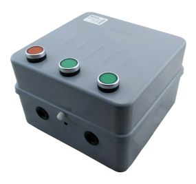 Контактор КММор253253 оболочка металл реверс 32А РТ-23-32А 230В/АС3 IP54 Ny95504453